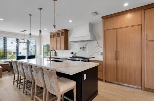 Saint Armands Key House | Luxury Lido Retreat with Pool, Spa, Firepit & Rooftop Views