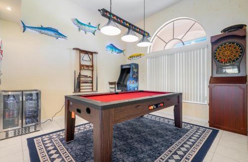 Burnt Store Isles House | Luxury long waterview wpool-kayaks-clubs-bikes!