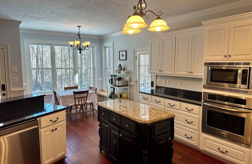 Grovetown House | Luxury Masters Rental 5BR 4.8 Acre Estate, Fire Pit, Gym, 2 Verandas