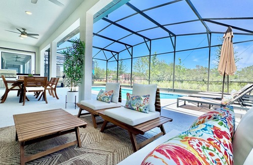 Florida Central Atlantic Coast House | Luxury Oasis with Pool, Game Room & BBQ – On International Drive Near Universal!