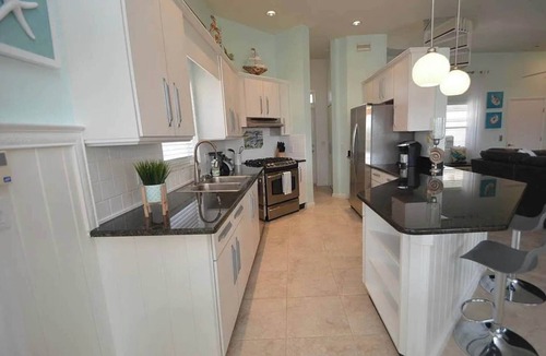 Marineland Acres House | Luxury Oceanfront | 4BR, 3 Masters, Pet Friendly