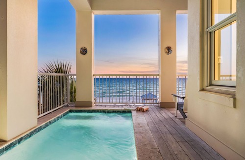 Delos House | Luxury on the Beach: Private Pool, Beachfront, 5 Kings, Beach Svc