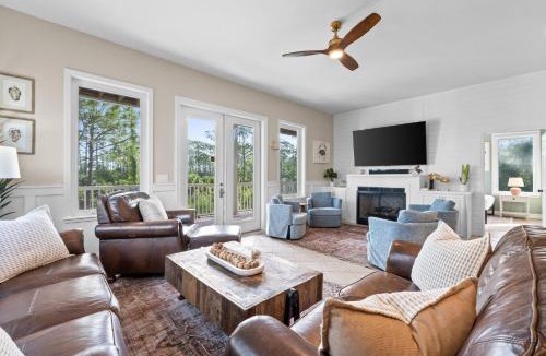 Plantation House | Luxury Renovated Bayview Home w/Private Pool & Resort Amenities | St. George Island