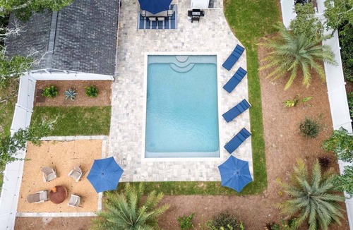 Saint Simons Heights House | Luxury St. Simons Island Vacation Rental with Private Pool | Sleeps 10