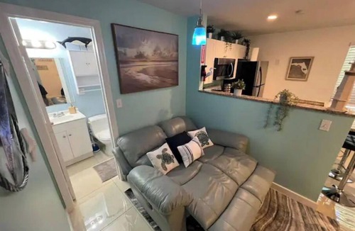 Lake Ridge Apartment | ★Luxury Studio★ 5 min to Beach ★