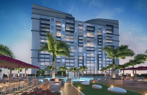 Doral Apartment | Luxury Studio Suite w/Partial Golf View & Pool