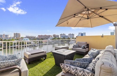 Clearwater Beach House | Luxury waterfront townhome, 5 min to beach, pool, fully stocked, & rooftop deck!