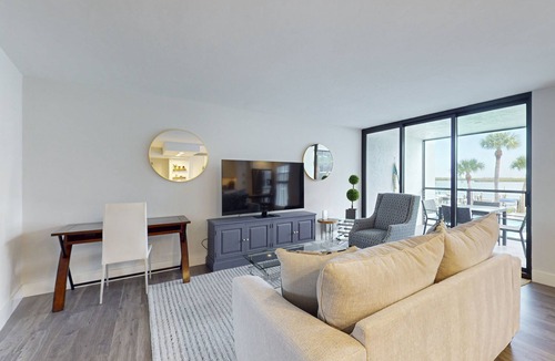 Marco Island Condo | Luxury waterfront condo with shared pool, hot tub, and a tennis court