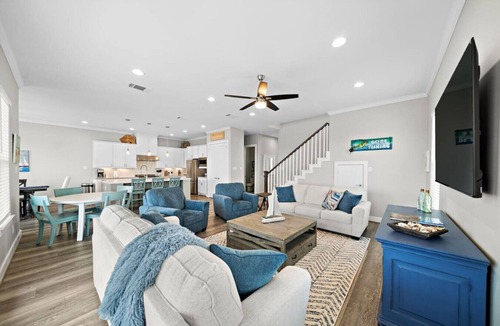 Jamaica Beach House | Luxury Waterfront Getaway with Pool + Boat Access