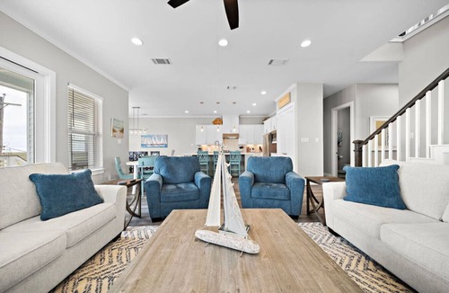 Jamaica Beach House | Luxury Waterfront Getaway with Pool + Boat Access