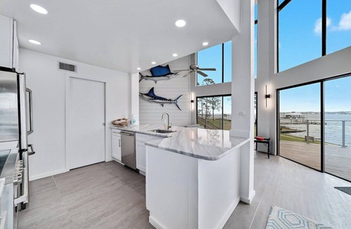 Josephine House | Luxury Waterfront Retreat | Designer Interior, Huge Deck & Private Boat Slip | BEACHBALL PROPERTIES