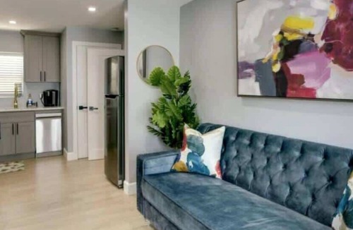 Parker Ridge Apartment | Lytle Palm Villa - Beautiful Courtyard