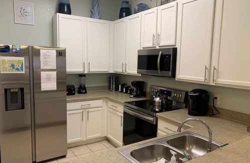 Bahama Bay Condo | Magic Treasure- 1st Floor. Themed Bedrooms- Pirates, Nemo, Mickey, Near Disney!