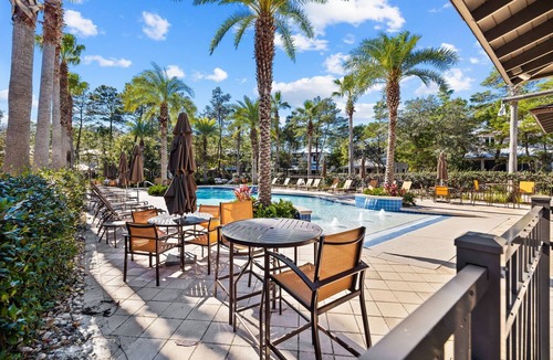 Seacrest House | Magnolia Cottage with Pool & Golf Cart