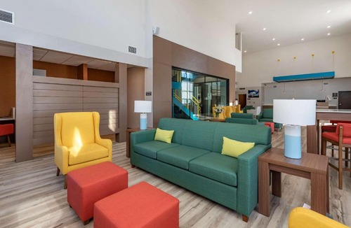 Colorado Springs Hotel | MainStay Suites Colorado Springs East - Medical Center Area