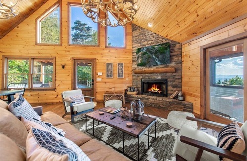 Ridgeline Vistas Cabin | Majestic Haven - An unmatchable view