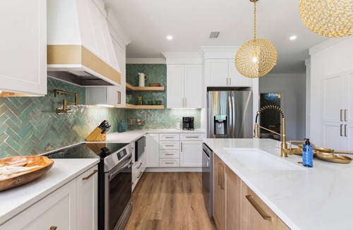 Dune Allen Beach Villa | "Making Memories" New Reno, Beach Access, Golf Cart, Pool & Dock, Lake Views