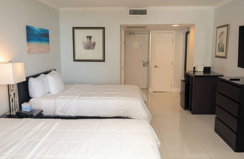 Galt Mile Resort | Making The Best Memories Along The Way! Outdoor Pool, Spa, Pet-Friendly Property
