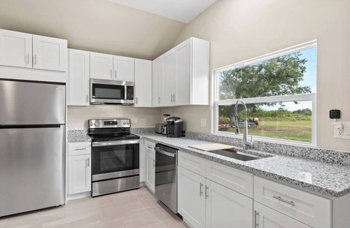 Englewood House | Manasota Key Beach Sleeps 10 on 9.5 Acres