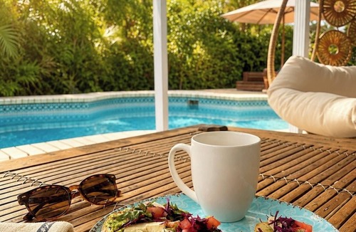South Lake House | Mangrove Oasis Private Tropical Retreat