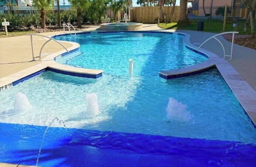 Galveston Condo | Maravilla 2B/2 FULL BATH Seawall Condo: Gulf/Pool Views, Remodeled, Sleeps 7+