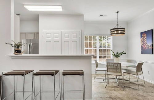 College Station House | Marfa-Southside Townhome, short walk to A&M Campus