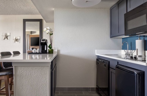 Stuart Hotel | Marriott Hutchinson Island Resort & Beach Villas, Golf & Marina