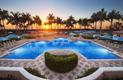 Palm Beach Shores Hotel | Marriott's Ocean Pointe Studio- The glitz & glamour of Palm Beach Shores