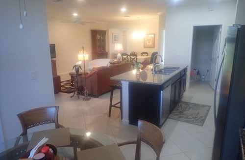 Estero House | Marvelous 3-Bdrm house in gated community with AC & WiFi in wonderful Estero,