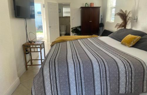 Miami Gardens House | Master King Suite by Hard rock stadium and casino