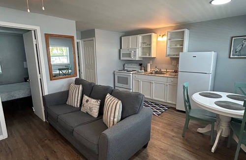 Matlacha Isles-Matlacha Shores Hotel | Matlacha on Shoreview