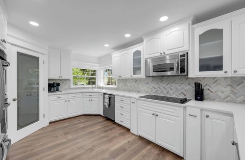 Kingsland House | McCartney Retreat on Lake LBJ!