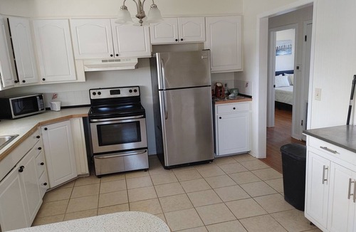 Melbourne Beach House | Melbourne Beach Charming 3-bedroom rustic beach house on 1.2 acre property