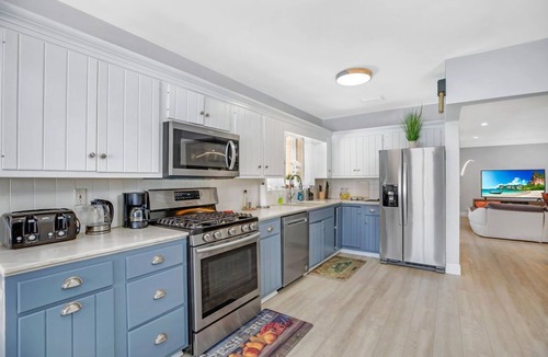 Coral Ridge Isles House | "MIA Retreat"! 4BR 2300Sqft in Ft Lauderdale
