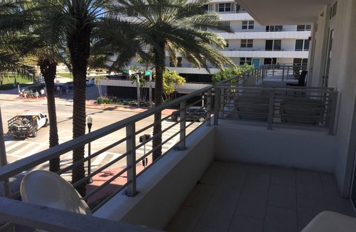 South Pointe Condo | Miami Beach Luxury on South Beach Suite 303