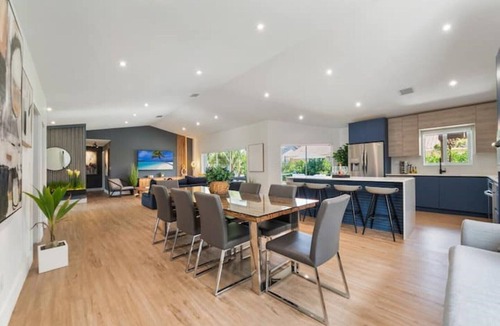 Richmond West House | Miami Relax Retreat w/Games/Golf/BBQ & Heated Pool
