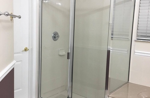 Ludlam Apartment | MIAMI Spacious & Clean Studio - Private Entrance