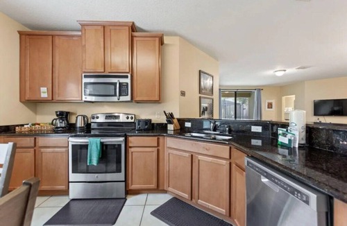 Thousand Oaks House | Mickey and friends House
