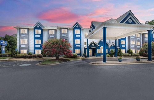 Fortson Hotel | Microtel Inn & Suites Columbus North