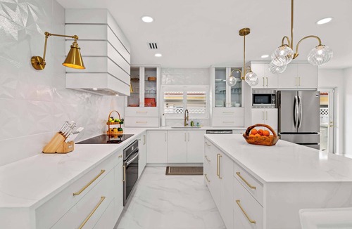 Harbor Village Villa | Mid-Century Modern Waterfront Pool Home Near Beach