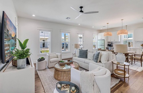 Port Aransas Cottage | Mint Julep 210 Esc-a