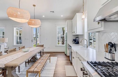 Port Aransas Cottage | Mint Julep 210 Esc-a