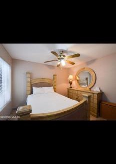 Golden Glades - The Woods House | Minutes from Mayo Clinic, Jax, Ponte Vedra, and Atlantic Beaches