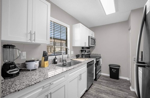 University House | Minutes from Moffit and Busch Gardens