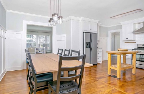 Ruston House | Minutes to Campus & Ruston Sports Complex; 2 Living Rooms; KING Beds; Updated