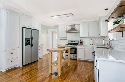 Ruston House | Minutes to Campus & Ruston Sports Complex; 2 Living Rooms; KING Beds; Updated