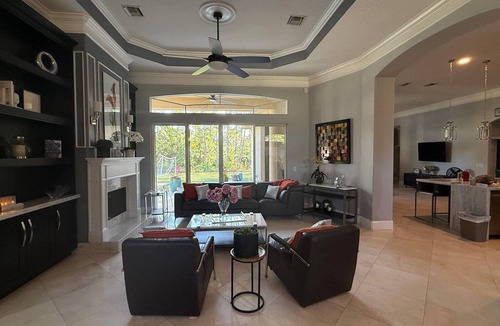 Hunt Club House | Modern 1+ acre, Corporate Ready, Relocation, minutes to PGA Nat’l,Chef’s Kitchen