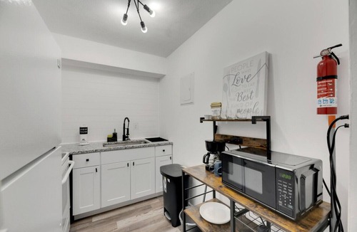 Sun Bay South Apartment | Modern 1BR Escape | Prime South Tampa Spot