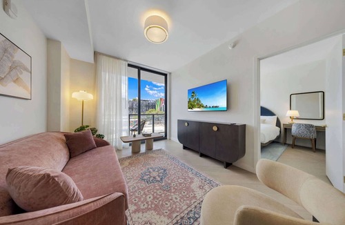 Wynwood Art District Apartment | Modern 1BR | RoofPool | 30Min World Cup Stadium