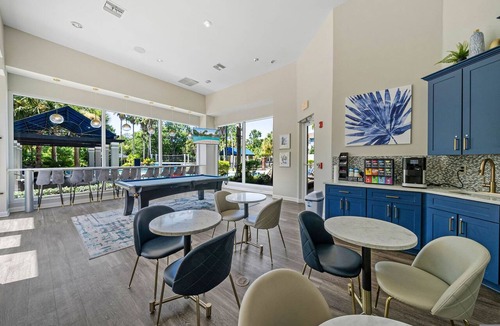 Westchase Apartment | Modern 2BR/2BA | Pool + Gym Near Airport #8